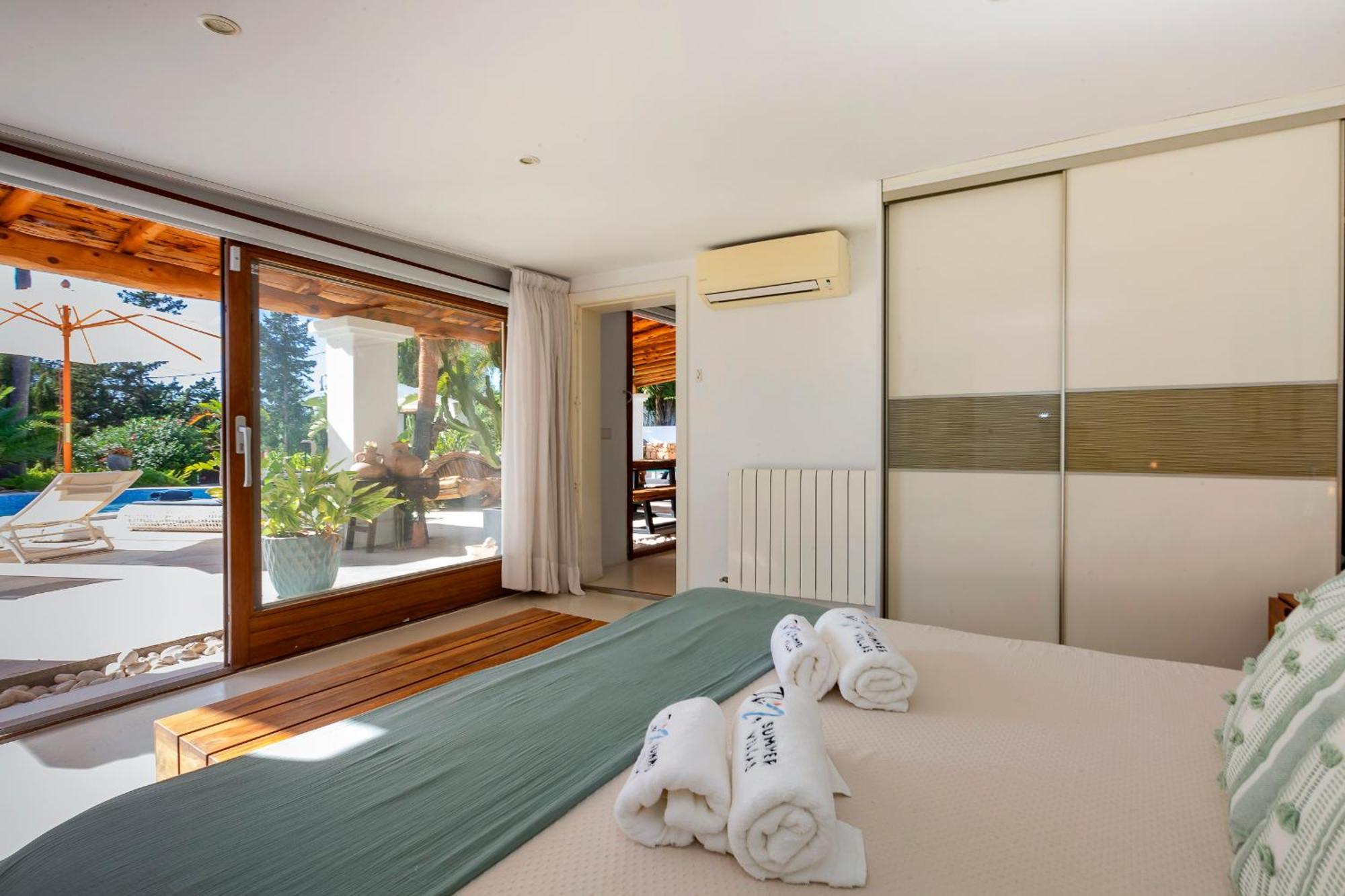 Villa Near Ibiza Town Sleeps 11 To 13 Guests Can Furnet Zewnętrze zdjęcie